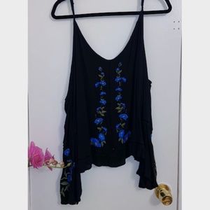 American Eagle Off the Shoulder Floral Top